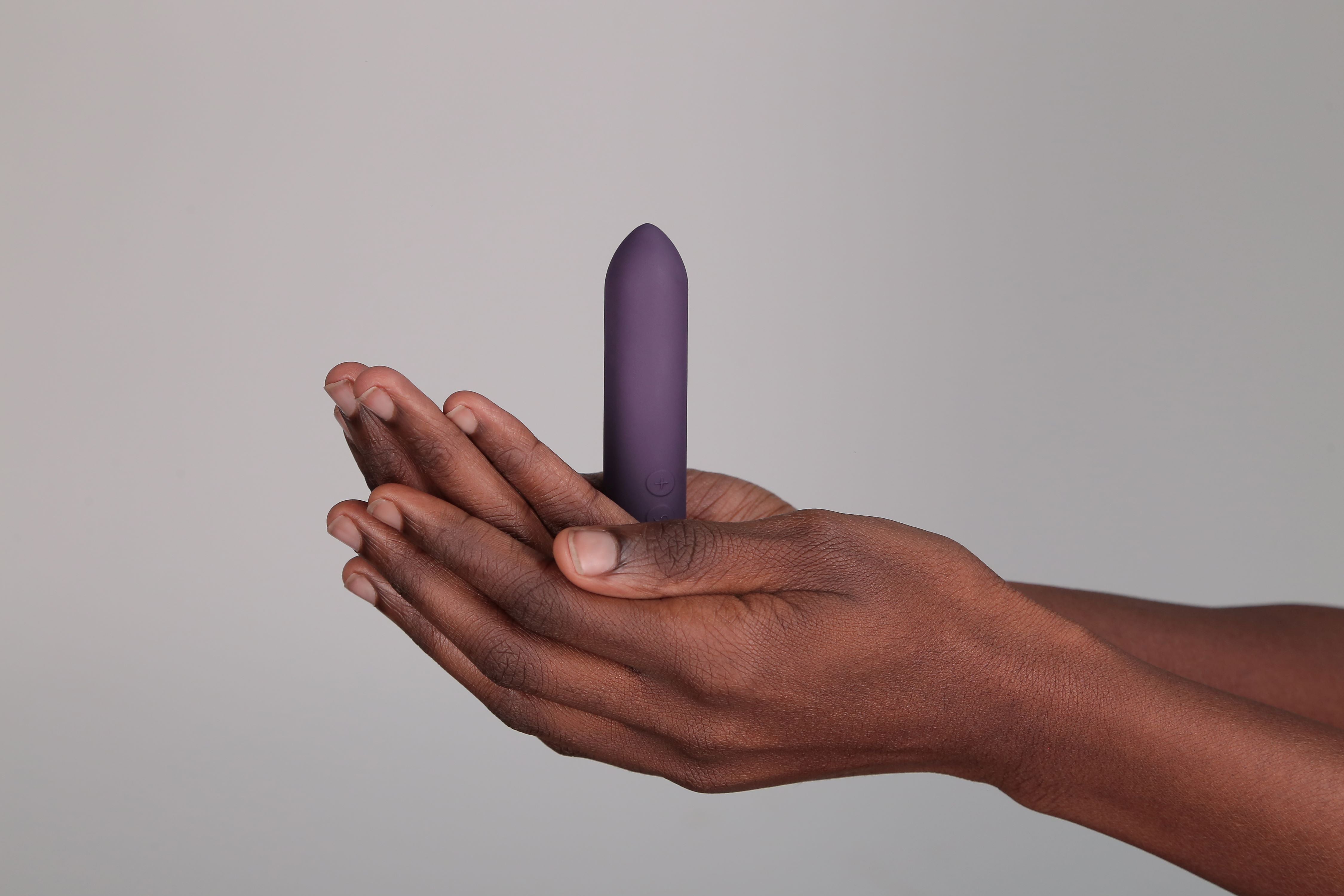 Classic Bullet Vibrator - Soft Silicone Tip for Pinpoint Precision